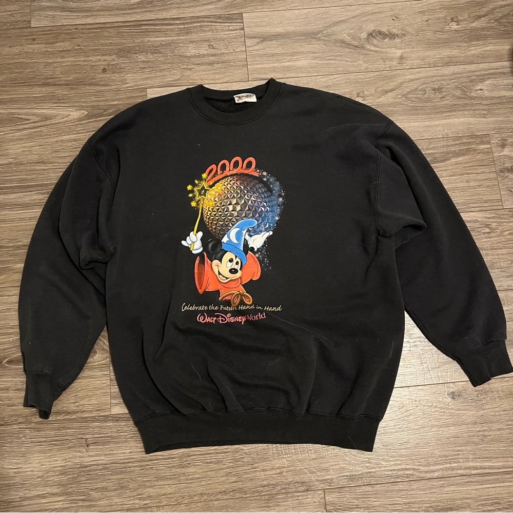 disneyland vintage crewneck